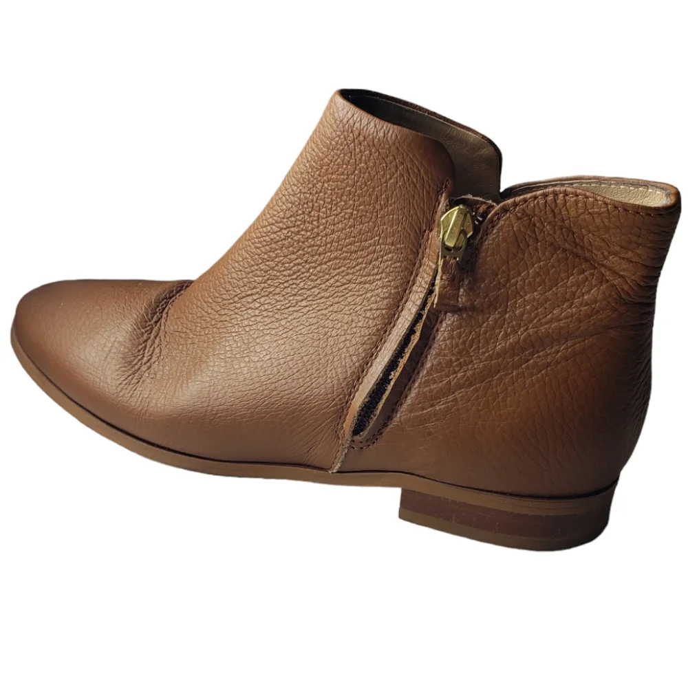Pebbled Leather Ankle Neutral Minimalist Fall Galleries Lafayette Paris Portugal